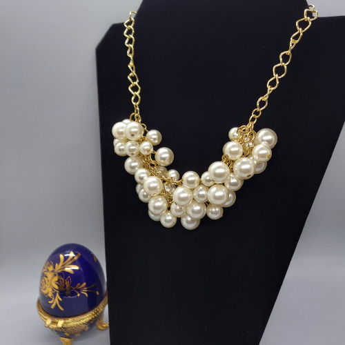 Chunky Pearl Cluster Necklace