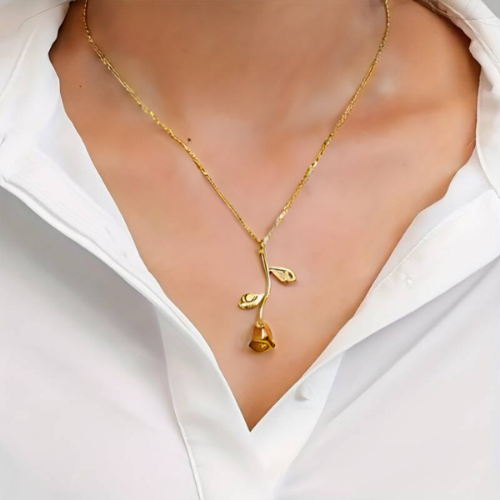 The Rose Pendant Necklace