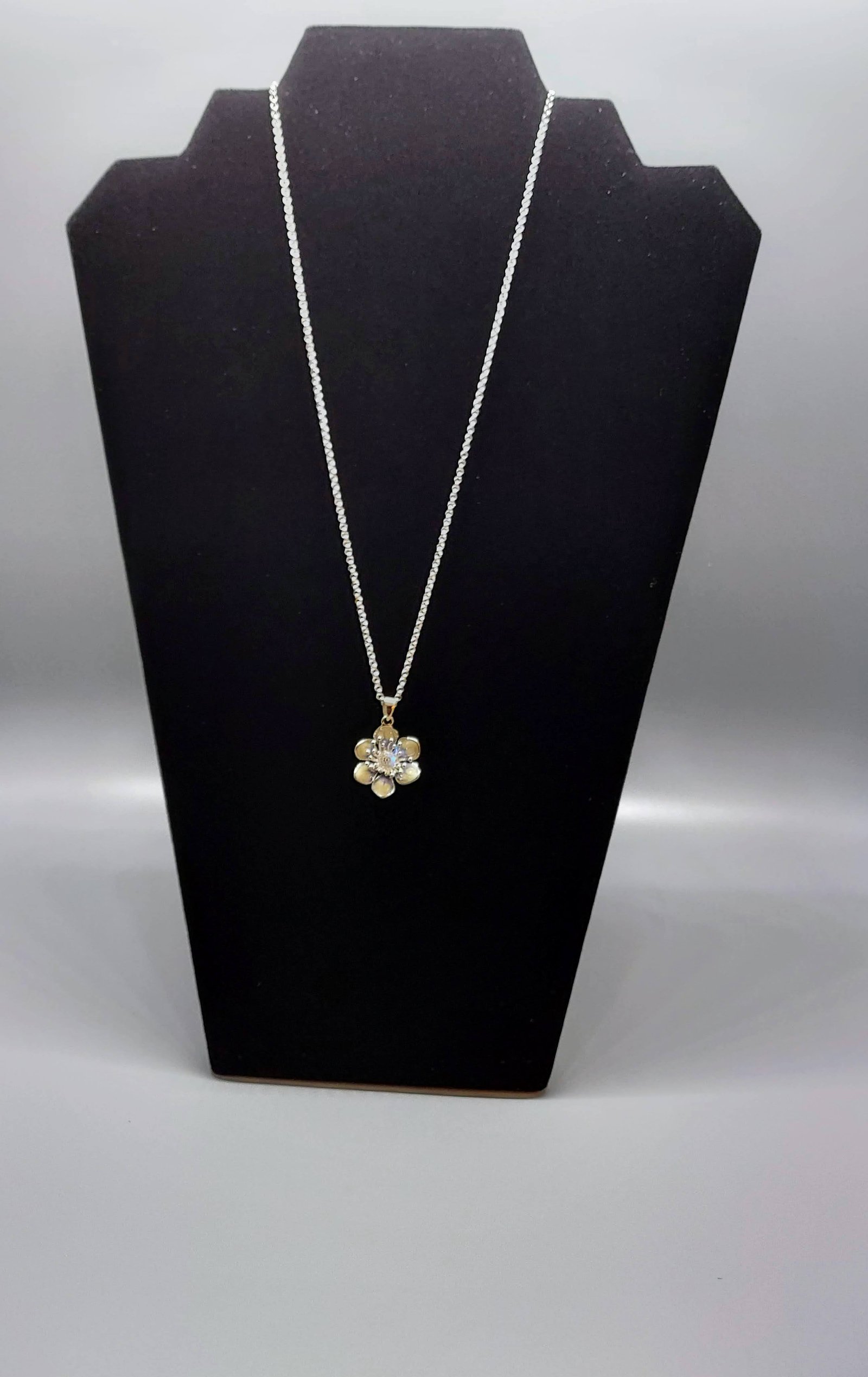 Eternal Bloom Necklace